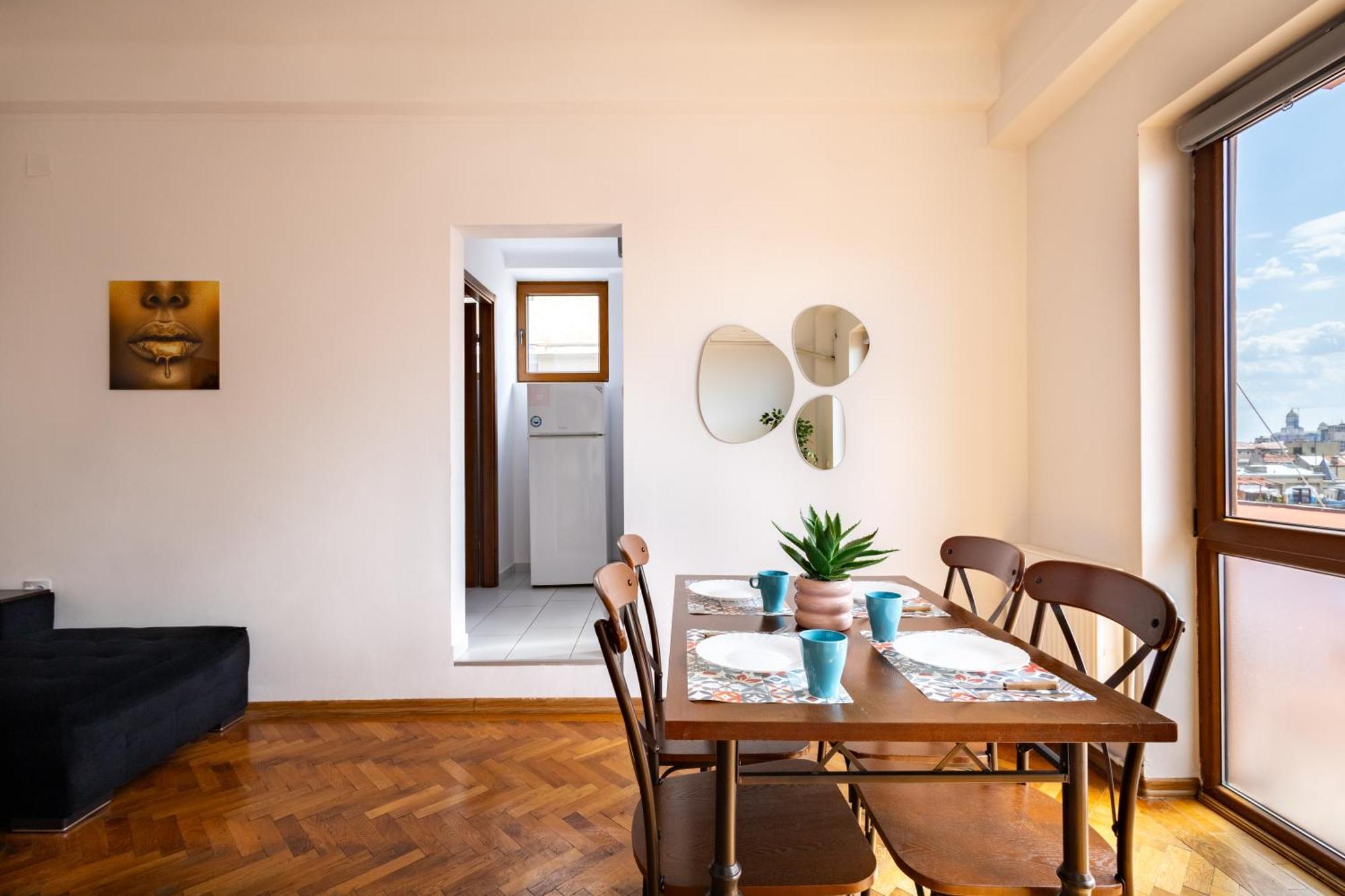 Downtown Victoria Apartments By Citybookings Bükreş Dış mekan fotoğraf